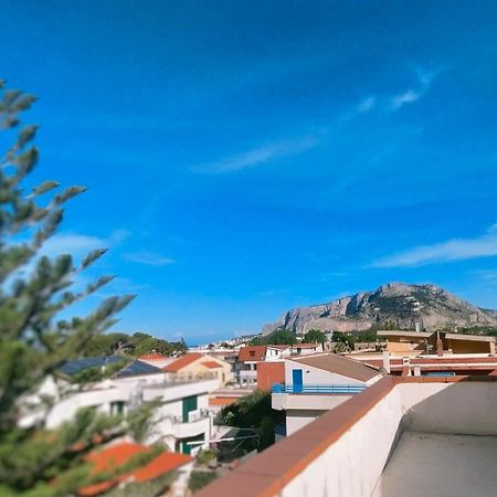 Apartamento A Casa Di Mara Mondello Exterior foto